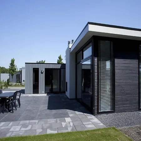 Chalet Modern In With Garden *